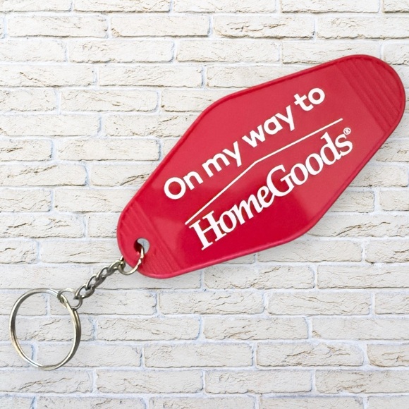 Red HomeGoods Keychain - Vintage Style Hotel Key Chain - Picture 1 of 3